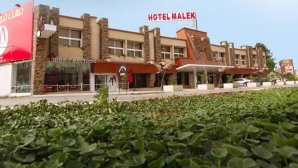 هتل ملک چالوس نمای بیرونی