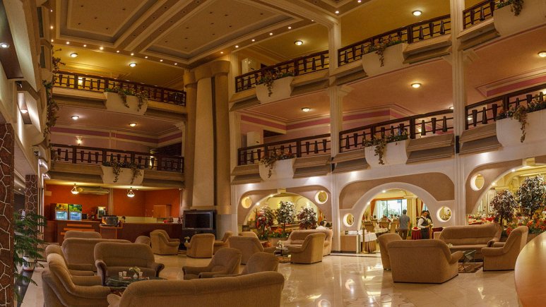 هتل آریان کیش لابی 1