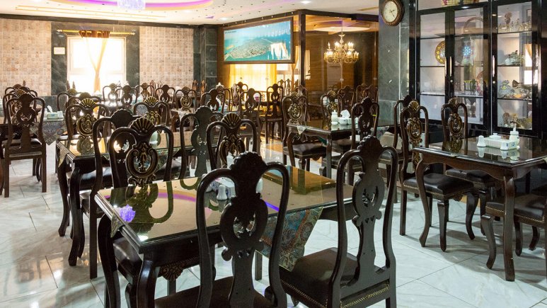 هتل پلاس بندر بوشهر رستوران 1