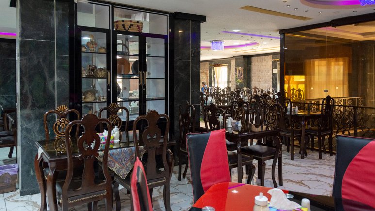 هتل پلاس بندر بوشهر رستوران 2