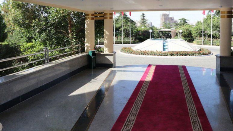 هتل بستان تهران فضای بیرونی هتل 1