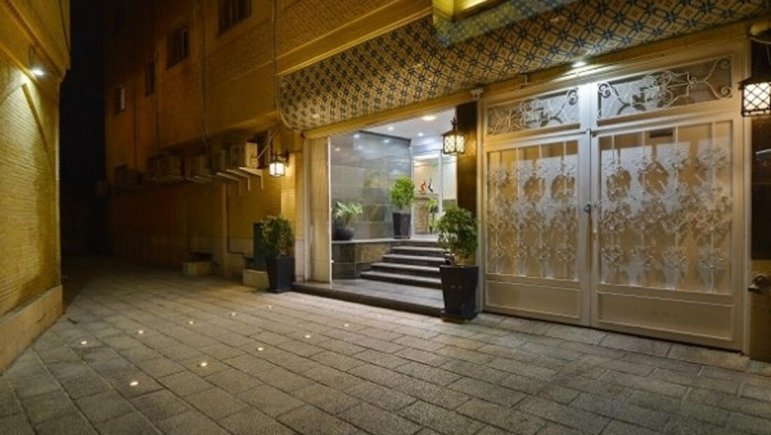 هتل حافظ شیراز فضای بیرونی هتل