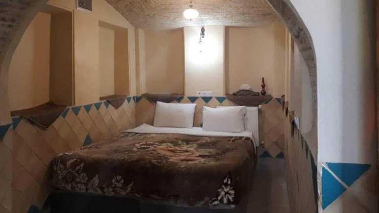 اقامتگاه سنتی سپهری شیراز اتاق دو تخته دابل