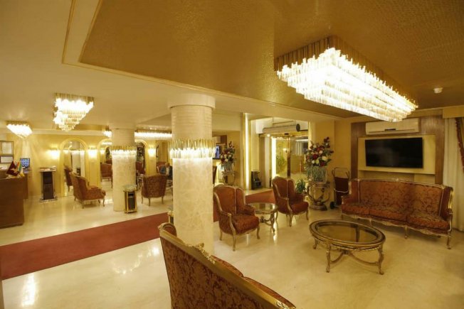هتل صدرا مشهد لابی 2