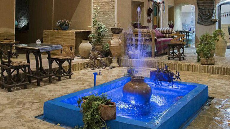 هتل سنتی خالو میرزا فضای داخلی هتل 2