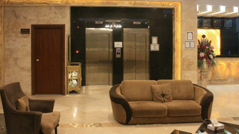 هتل ایساتیس مشهد لابی 2