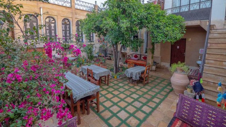 اقامتگاه بوم‌گردی ترنجستان شیراز فضای داخلی اقامتگاه 2
