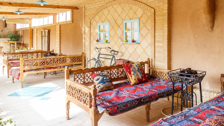 اقامتگاه بوم‌گردی سرای همایونی شیراز فضای داخلی اقامتگاه  2