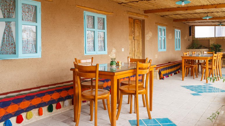 اقامتگاه بوم‌گردی سرای همایونی شیراز فضای داخلی اقامتگاه  4