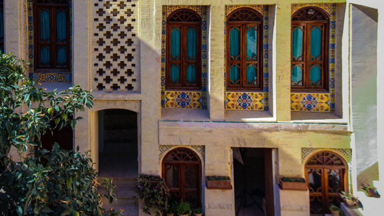 اقامتگاه بوم‌گردی لوتوس شیراز فضای داخلی اقامتگاه 4