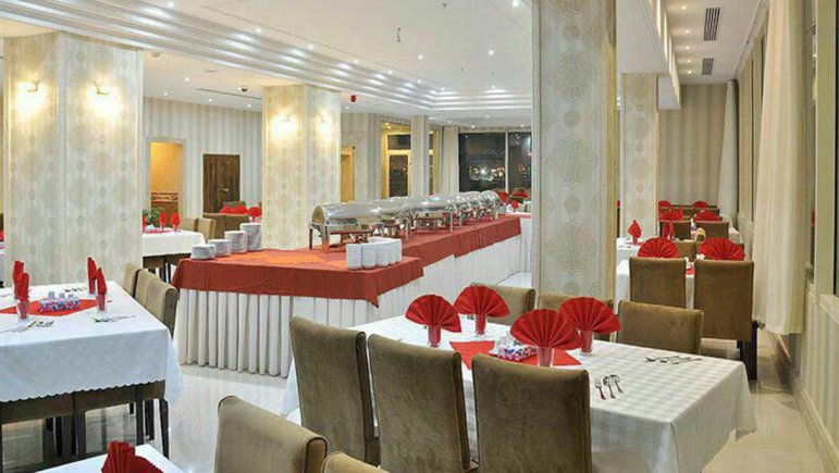 هتل تابران مشهد رستوران 2