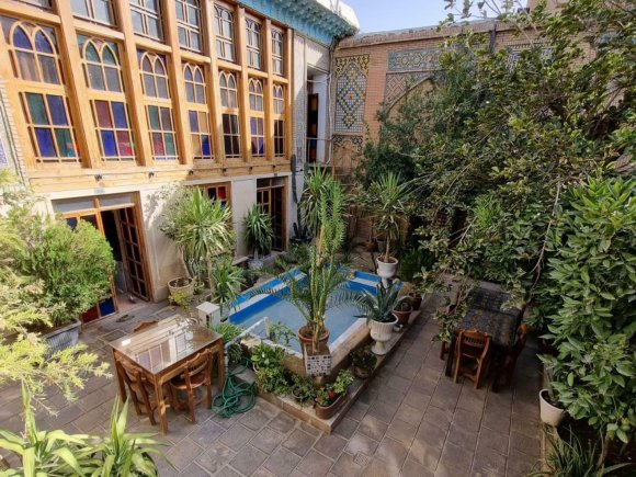 اقامتگاه سنتی گل طاها شیراز فضای داخلی اقامتگاه 2
