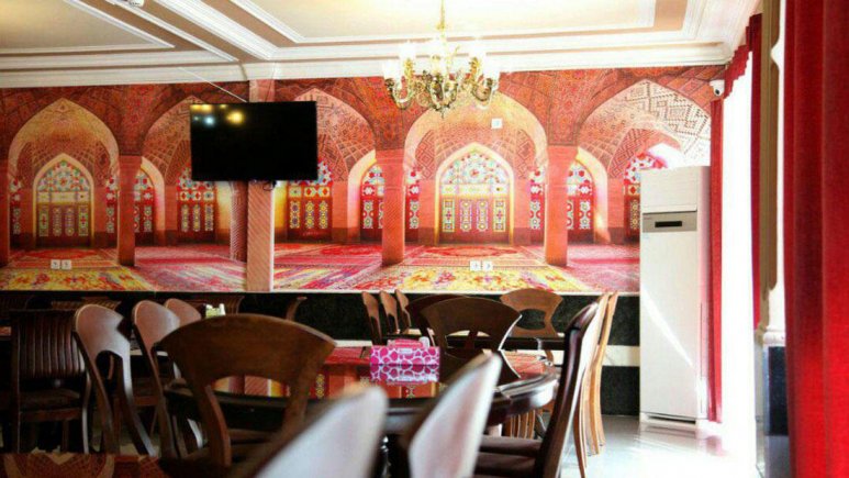 هتل پلاس 2 بوشهر رستوران