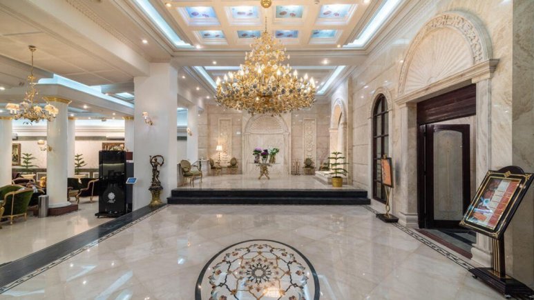 هتل بین المللی قصر مشهد لابی 1