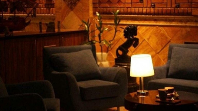 هتل آپارتمان پارس تهران لابی