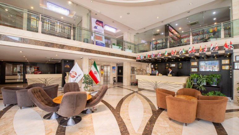 هتل رویال شیراز لابی