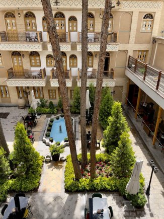 اقامتگاه سنتی آرمنیا اصفهان فضای بیرونی اقامتگاه 4