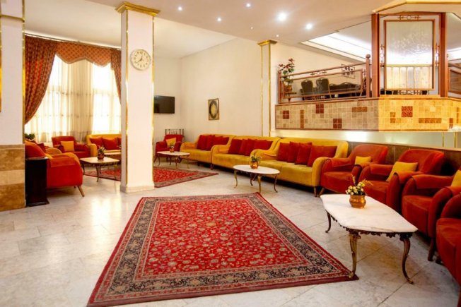 هتل امینیان مشهد لابی 2