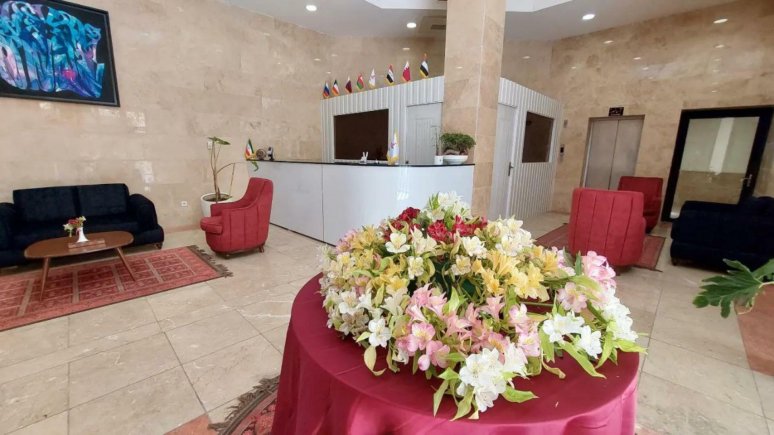 هتل آپارتمان آستانه شیراز لابی