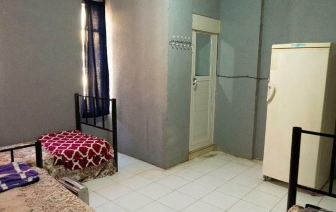 خانه مسافر برزو جهان‌نما شیراز سه تخته با حمام اختصاصی