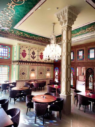 هتل آپارتمان سورنا شیراز رستوران 1