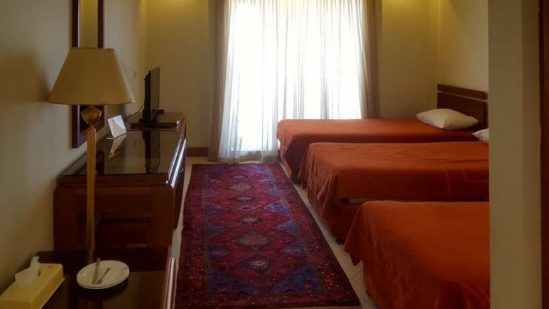 هتل بزرگ زنجان اتاق سه تخته