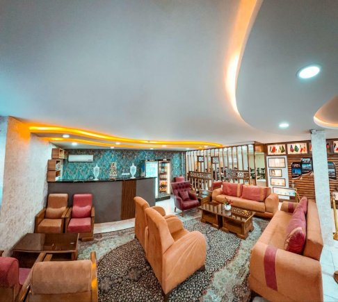 هتل ایرانا قم کافی‌شاپ