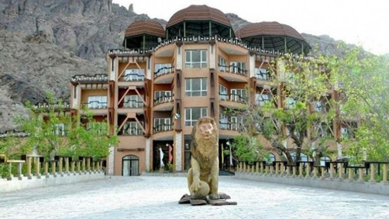 هتل کوهستان بیرجند نمای بیرونی 4