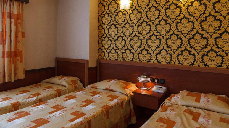 هتل شیراز تهران اتاق سه تخته 1