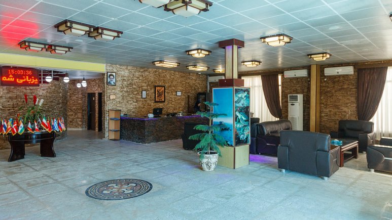 هتل ساحلی خلیج فارس قشم لابی 1