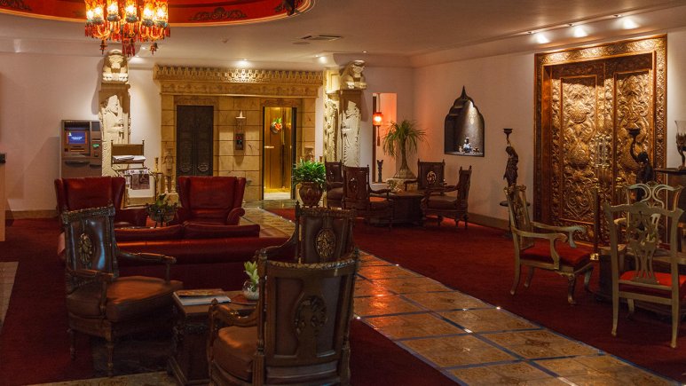 هتل آپارتمان تاج محل تهران لابی