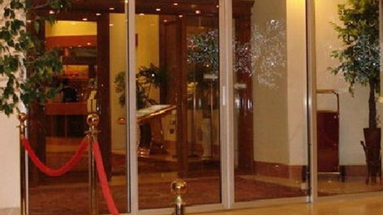 هتل امین بندر عباس ورودی