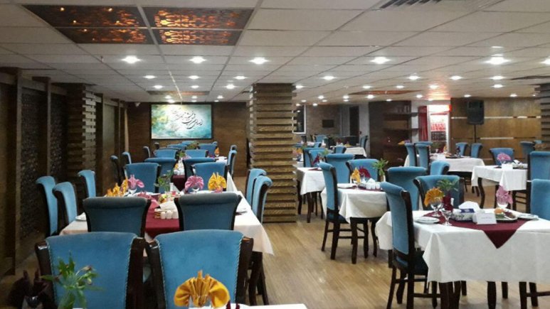 هتل آوین اصفهان رستوران