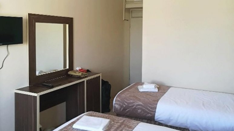 هتل کرمان کرمان اتاق دو تخته تویین