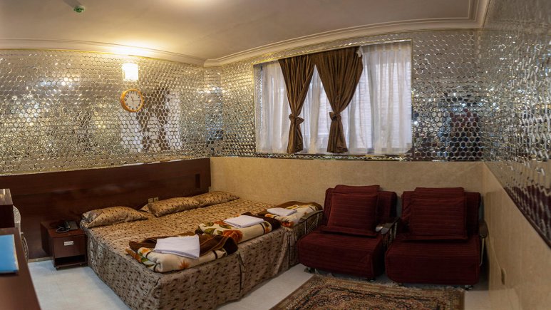 هتل آپارتمان قصر آینه اتاق سه تخته فولبرد 1