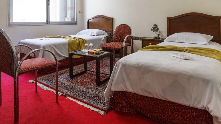 هتل سروش تهران اتاق دو تخته تویین 1