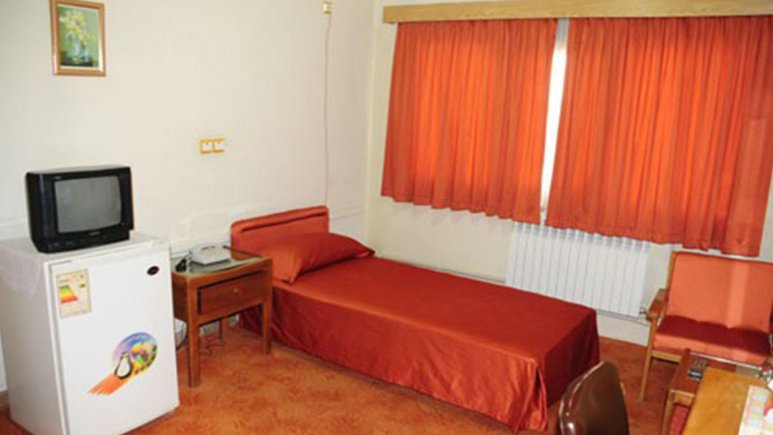 هتل پارک زنجان اتاق یک تخته